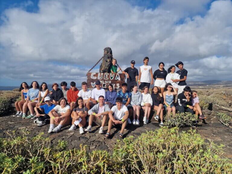 Jóvenes de El Paso visitan Lanzarote y La Graciosa en el marco del proyecto ‘Conoce las Islas’