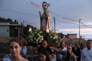 Celebración de  Eucaristía y Procesión en  honor a San Nicolás de  Bari