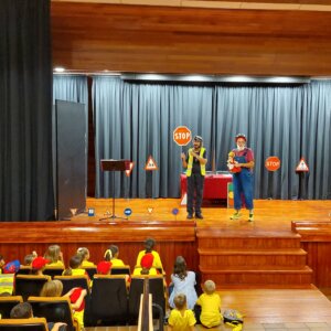 ¡Diversión sobre Ruedas! Educación para la Seguridad vial a través del teatro para los escolares de El Paso