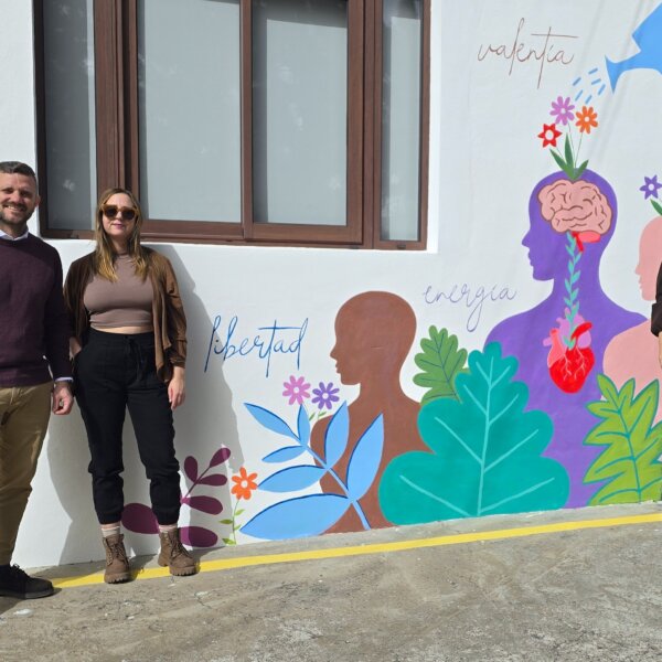 La Casa de la Juventud de El Paso exhibe el mural creado por Andrea Trigos durante la XXI Feria Juvenil y Cultural